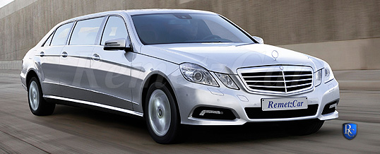 Mercedes-Benz E-Class Limousine